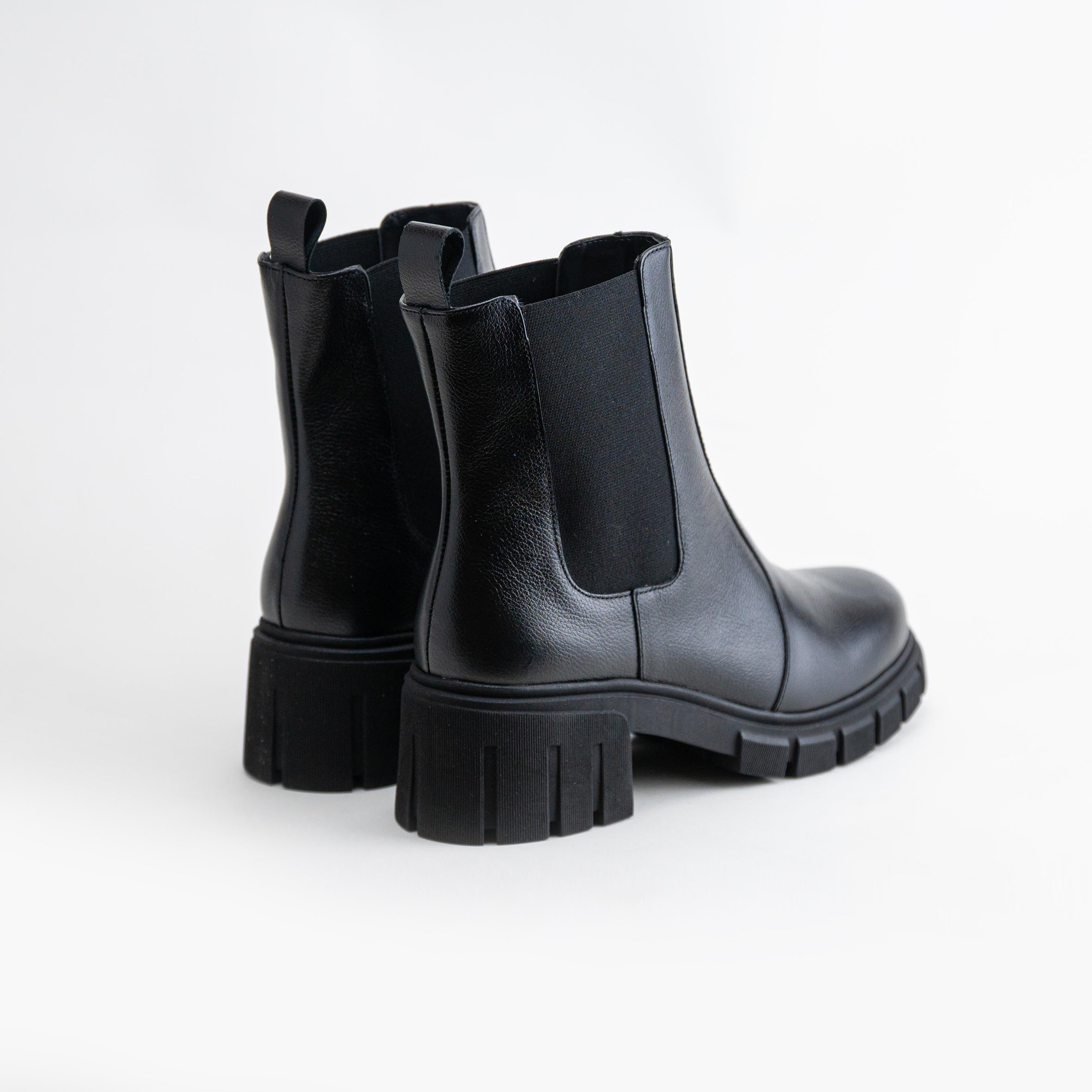 10401 Milán Negro