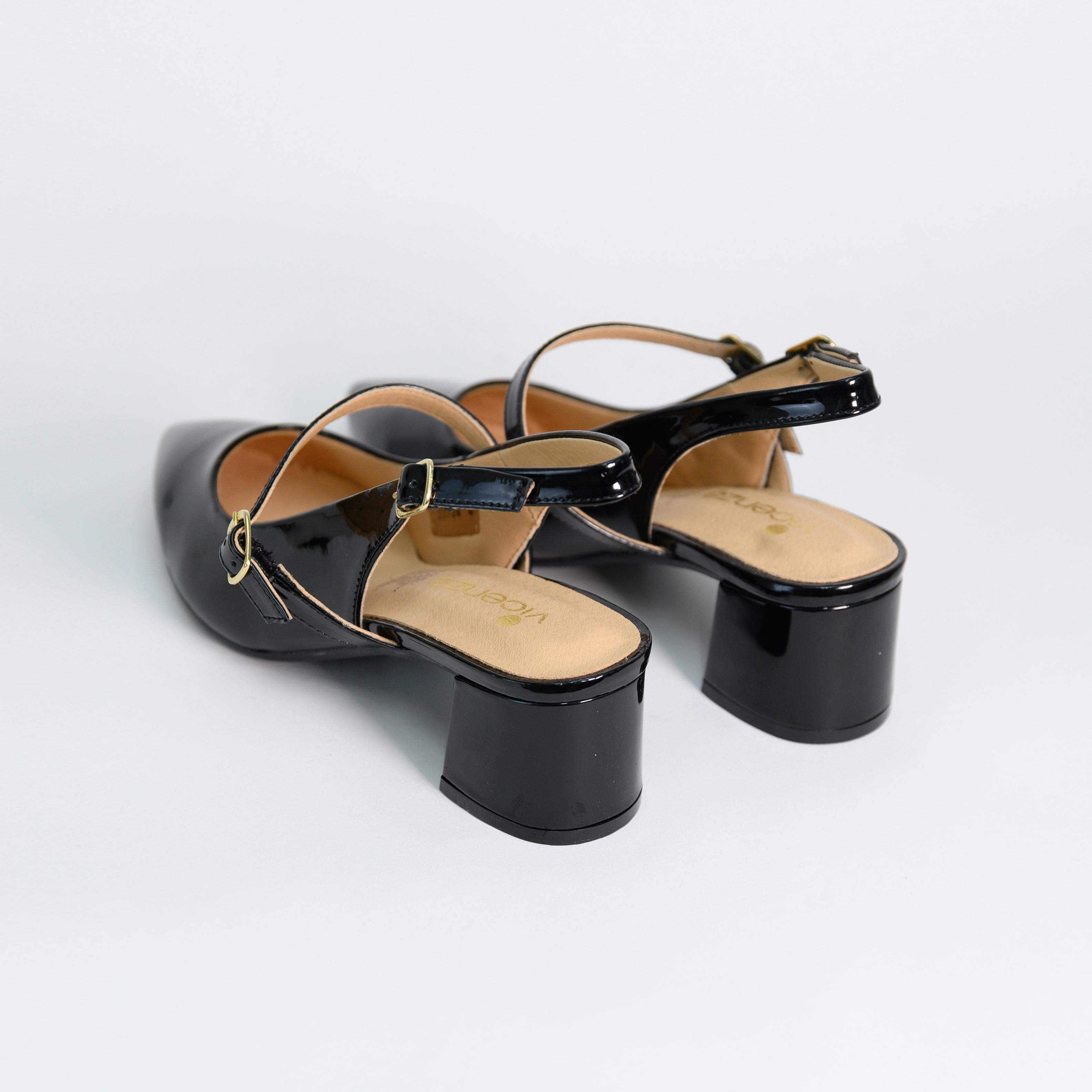 23704 Charol Negro